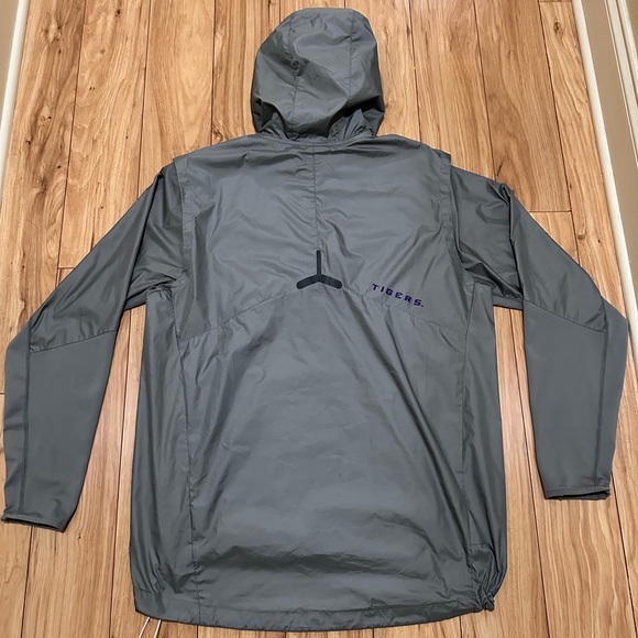 Grey and purple Nike LSU windbreaker jacket - Picture 2 of 3
